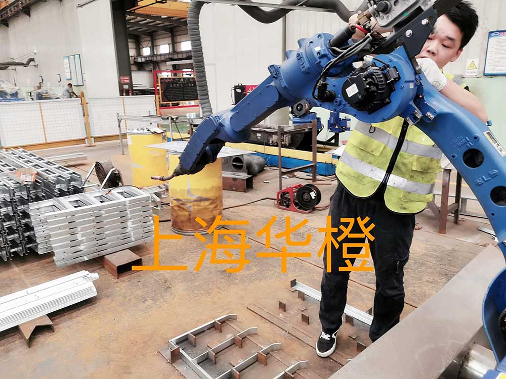 安川焊接机器人现场维修